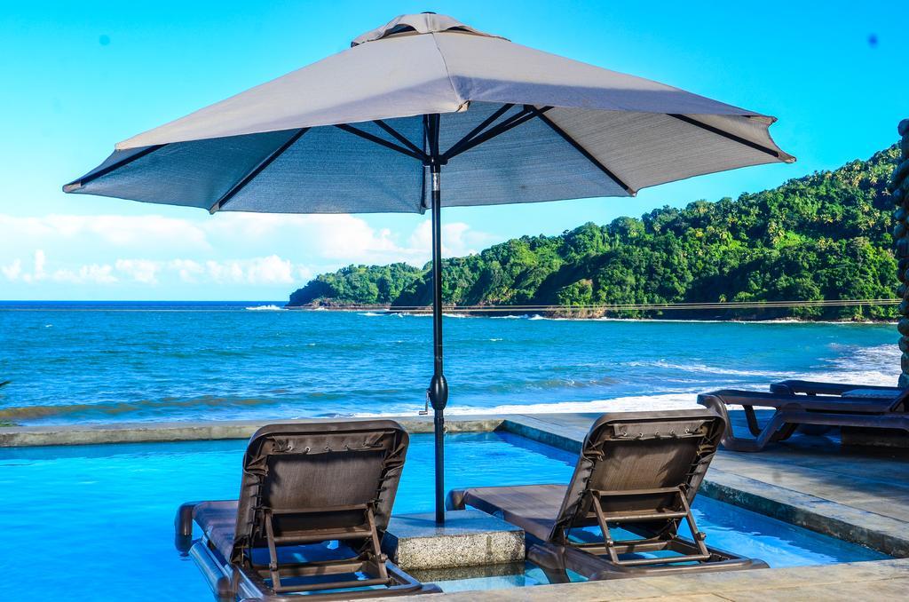 Pagua Bay House - Oceanfront Cabana'S Marigot Kültér fotó